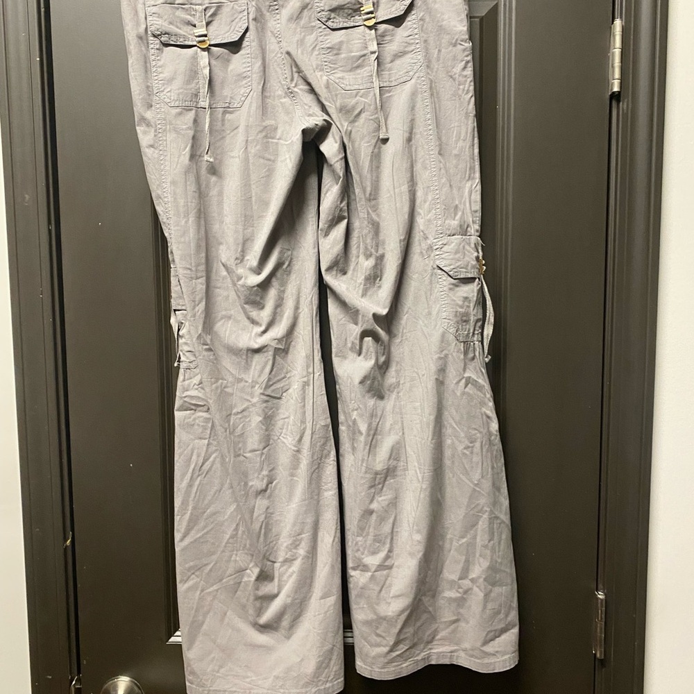 Grey cargo pants - Picture 4 of 6